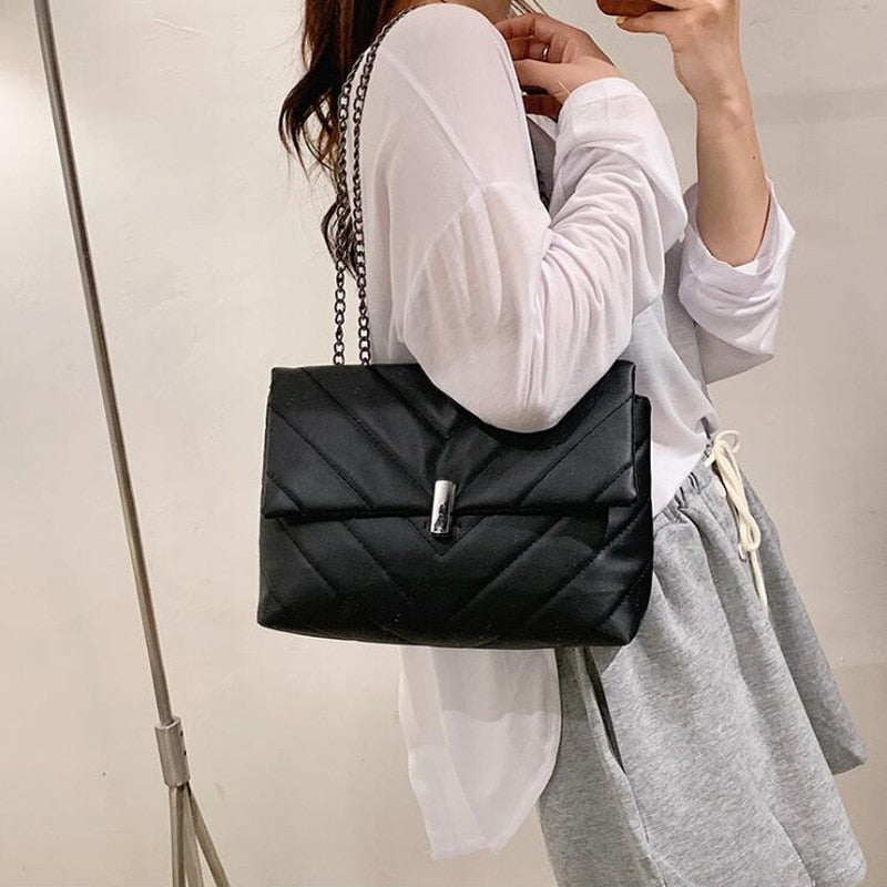 Bolsa Feminina Moderna